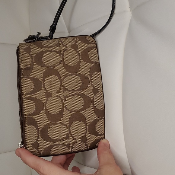Coach Signature Brown Wristlet - Picture 6 of 8